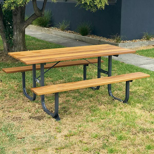 Standard Picnic Table setting