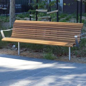 Monash Uni Seat with back